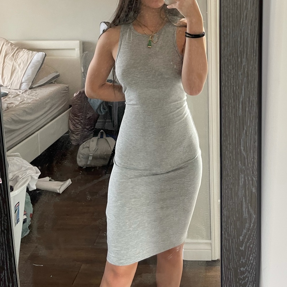 grey dress